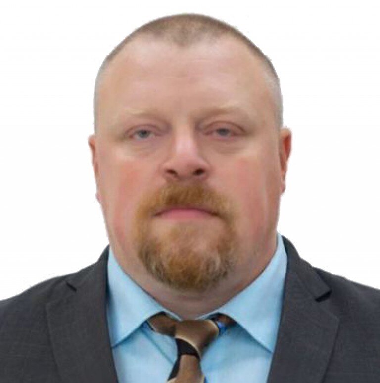 Видисенков Сергей ВасильевичМастер спорта, чемпион России по кикбоксингуКуратор по спорту
